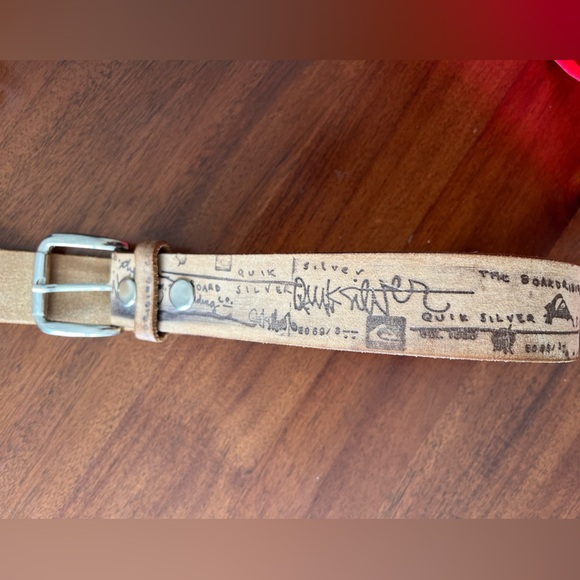 Quicksilver 100% genuine leather Men's Tan Belt graphic desing size 38 - Picture 5 of 6